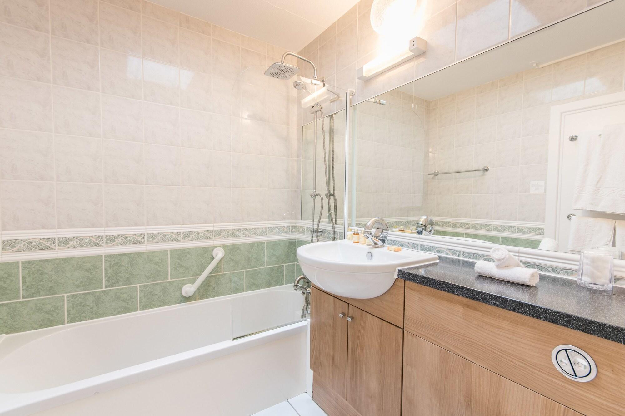 Grovefield Manor Hotel Poole Luaran gambar